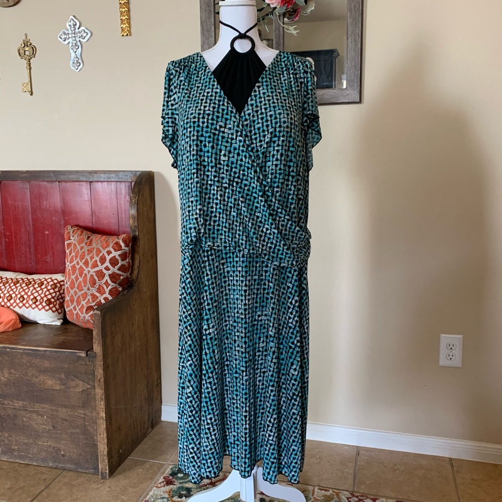 Plus Size I.N. Studio sz 22 dress